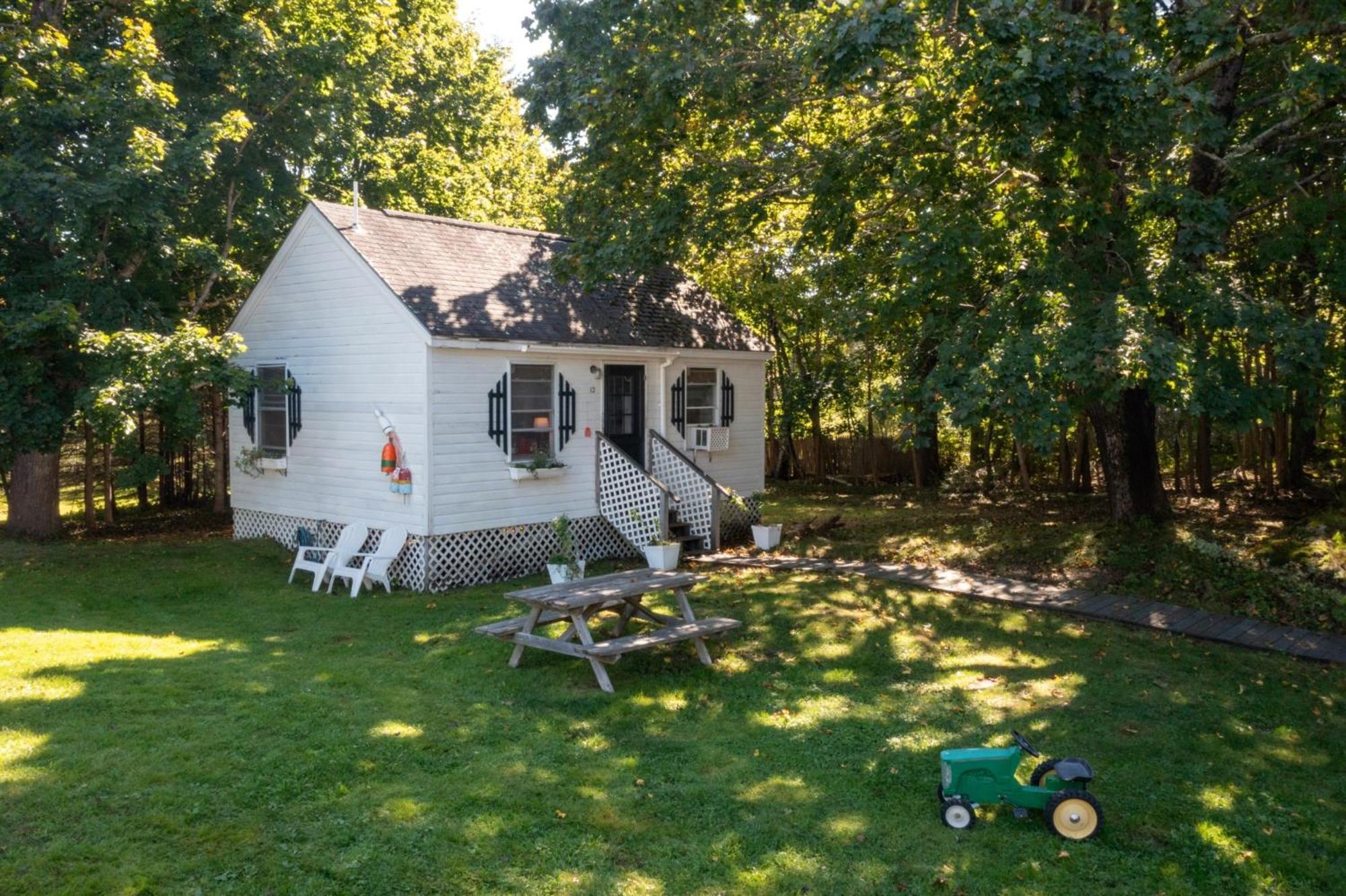 Bar Harbor Cottages & Suites Экстерьер фото
