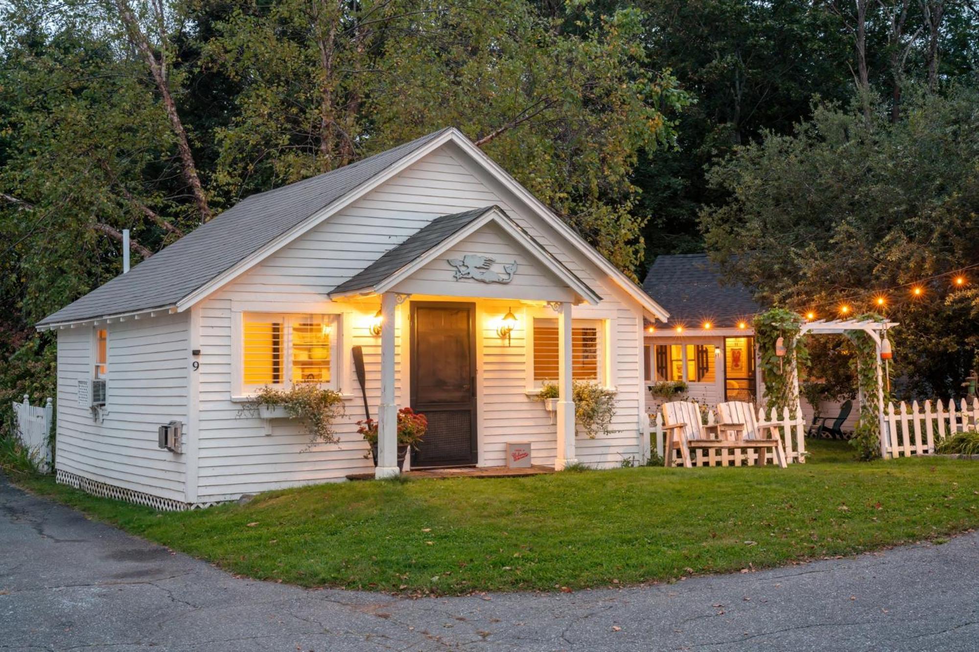 Bar Harbor Cottages & Suites Экстерьер фото