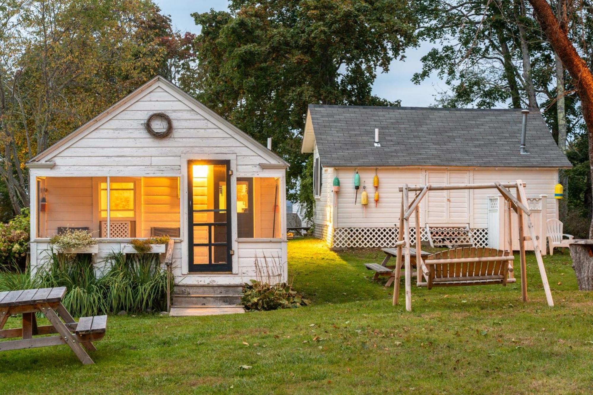 Bar Harbor Cottages & Suites Экстерьер фото
