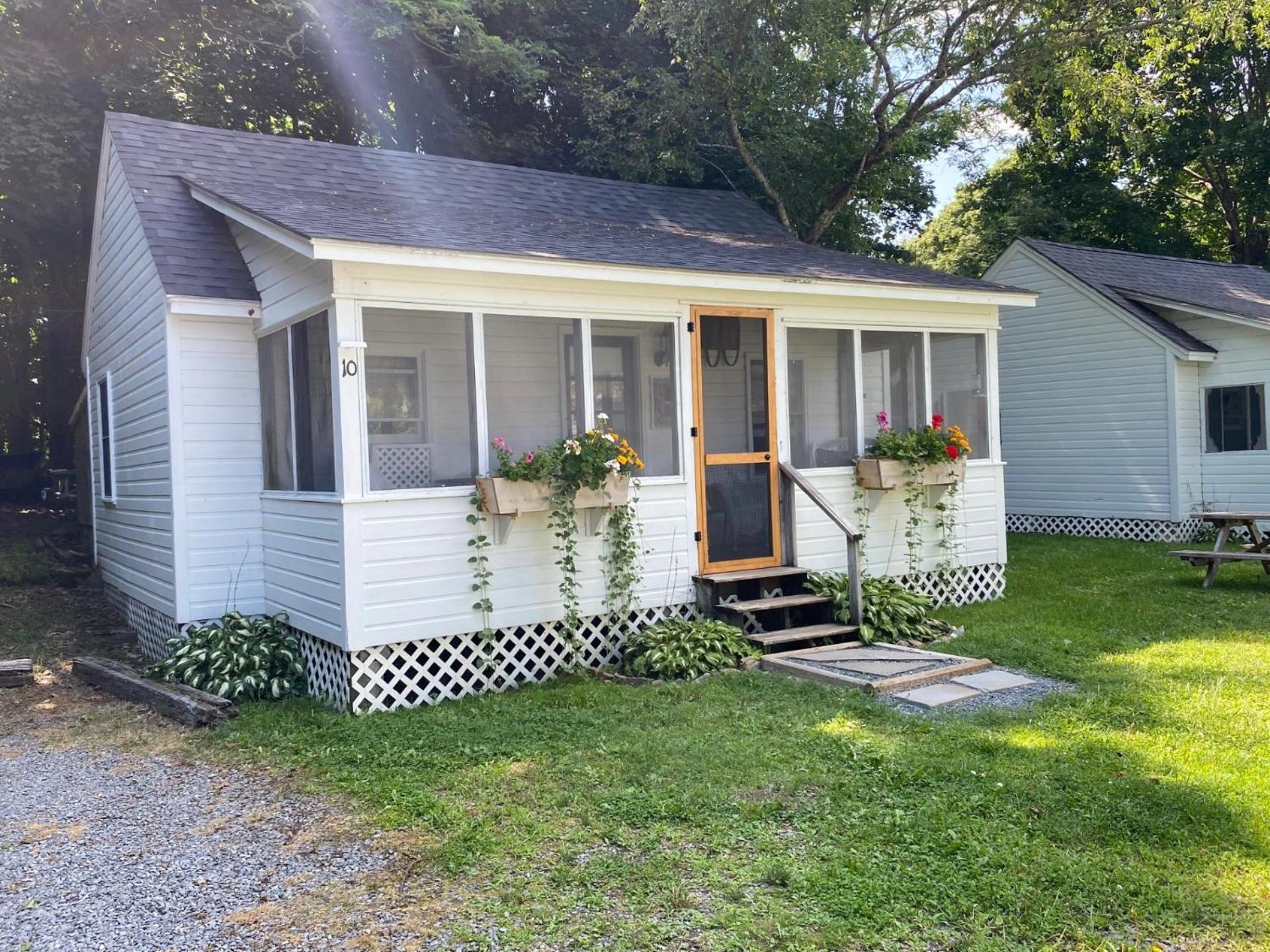 Bar Harbor Cottages & Suites Экстерьер фото