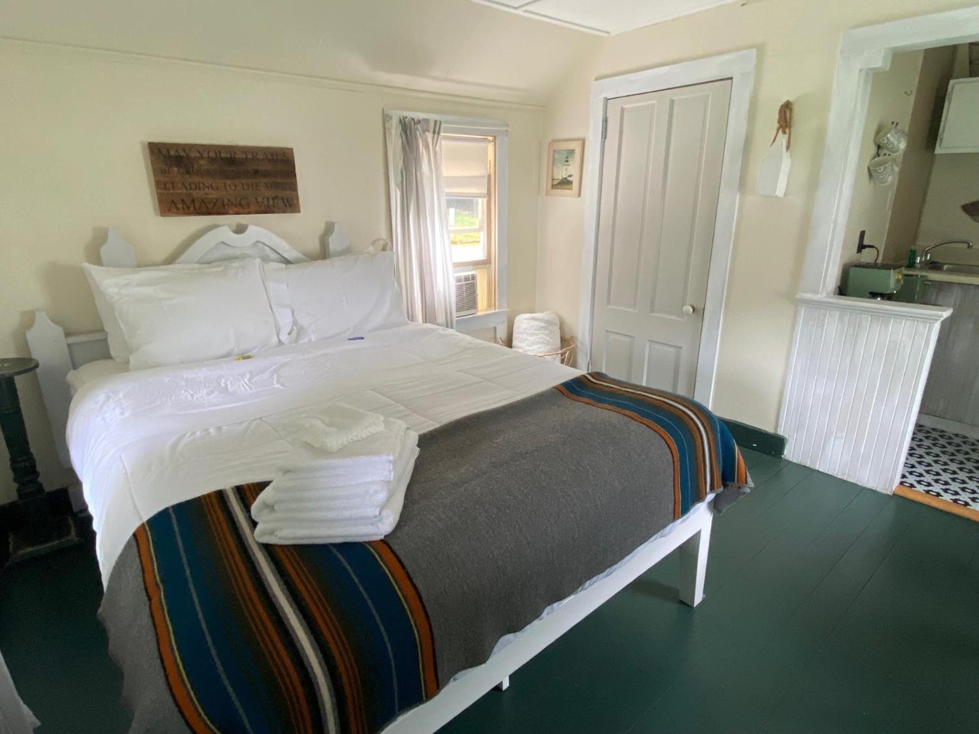 Bar Harbor Cottages & Suites Экстерьер фото