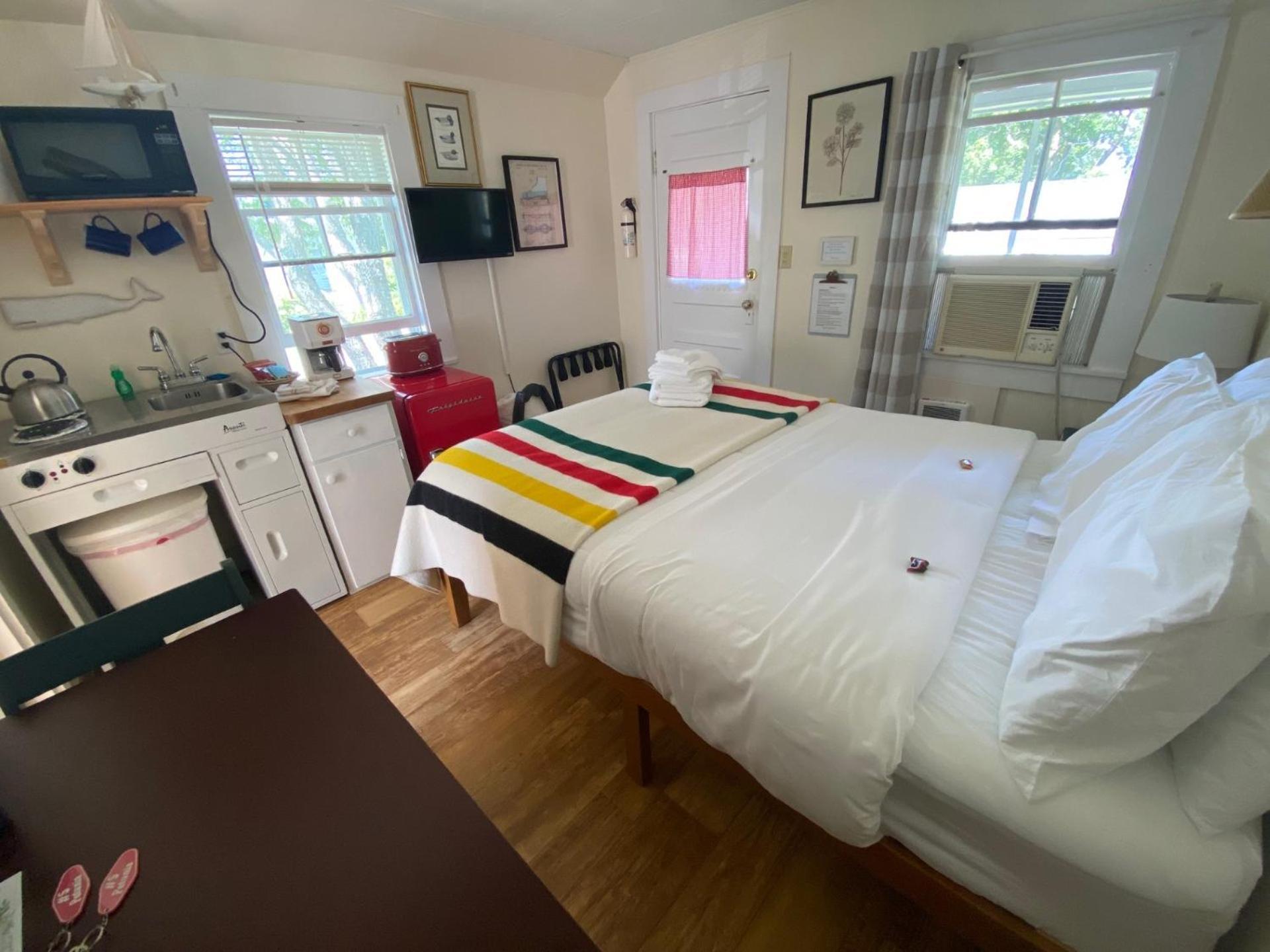Bar Harbor Cottages & Suites Экстерьер фото