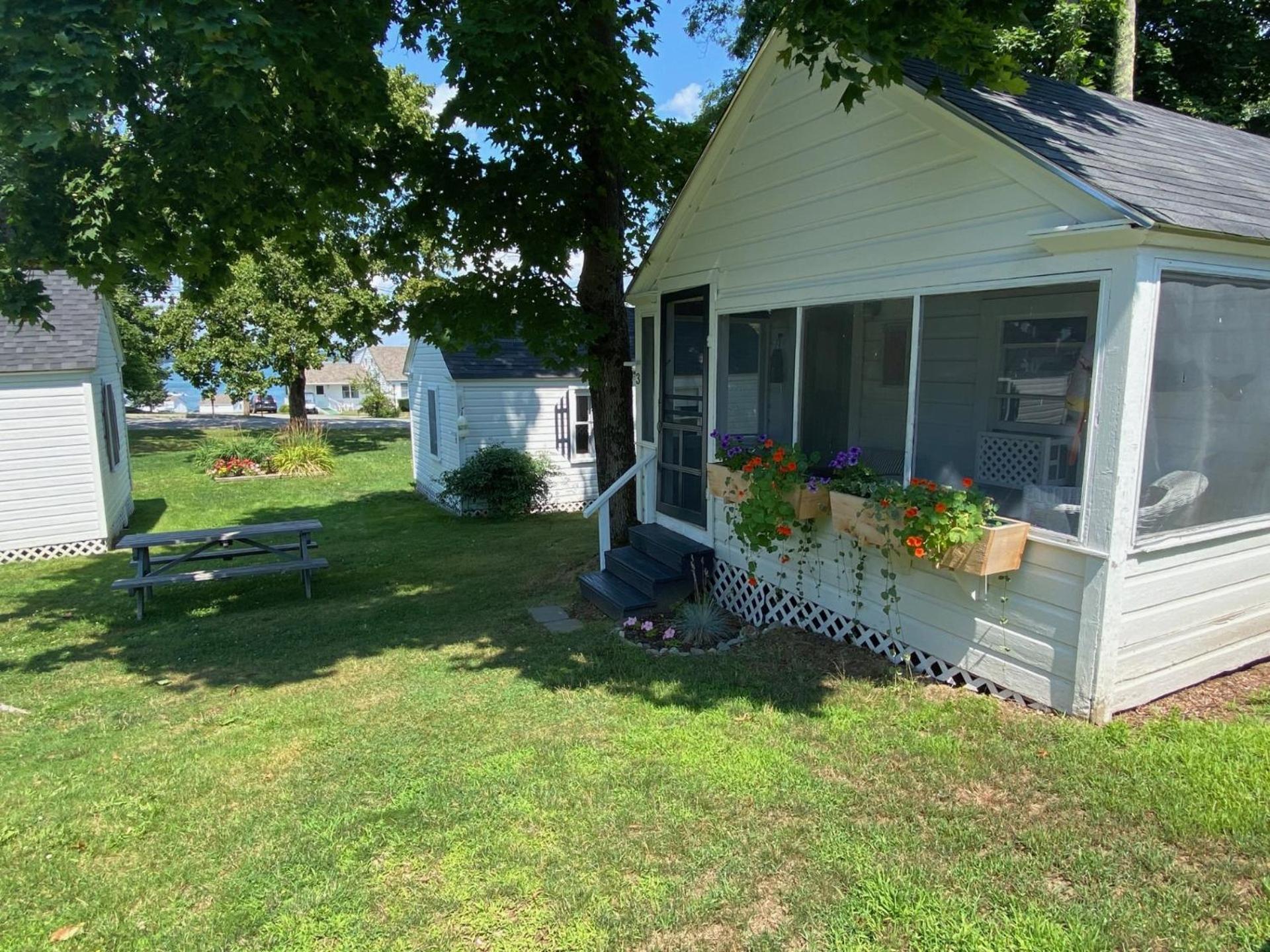 Bar Harbor Cottages & Suites Экстерьер фото