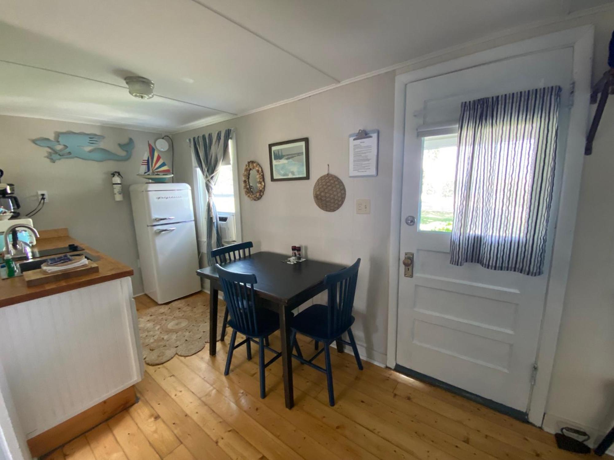 Bar Harbor Cottages & Suites Экстерьер фото