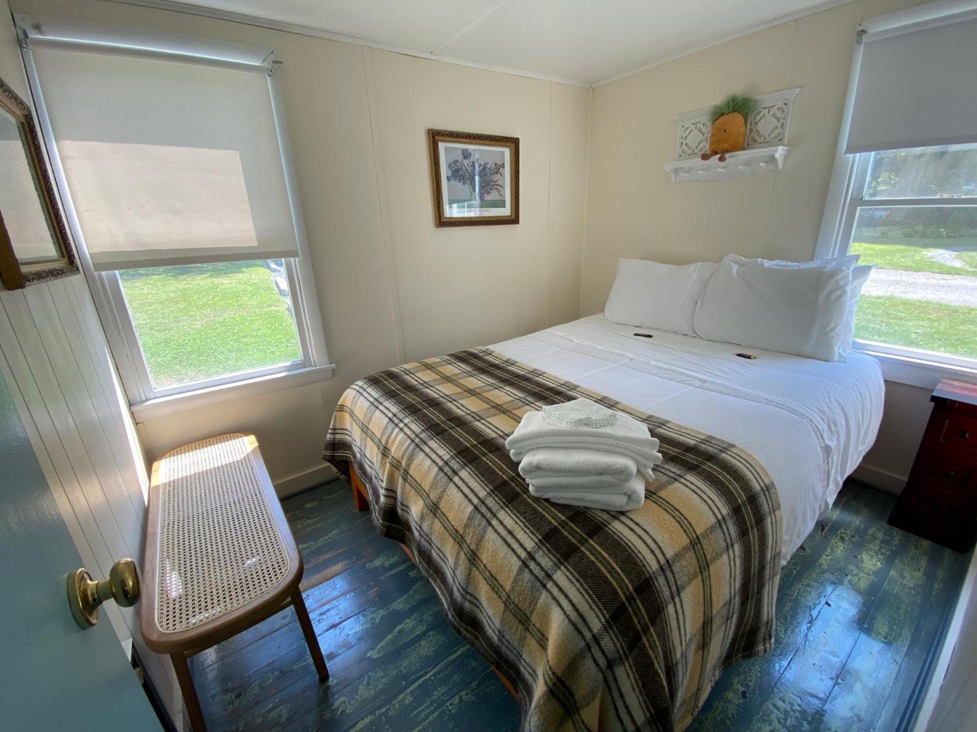 Bar Harbor Cottages & Suites Экстерьер фото